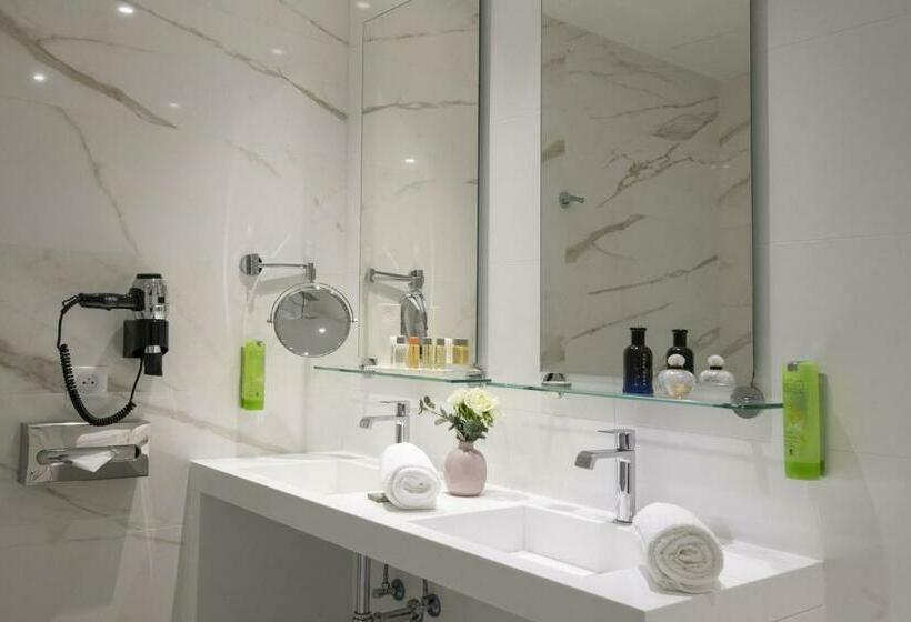 Люкс, Golden Tulip Cannes Hotel De Paris