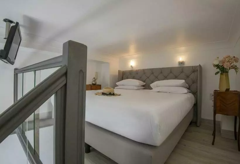 スタンダード４人部屋, Golden Tulip Cannes Hotel De Paris