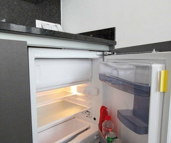 Апартаменты 1 Спальня, Golden Tulip Cannes Hotel De Paris