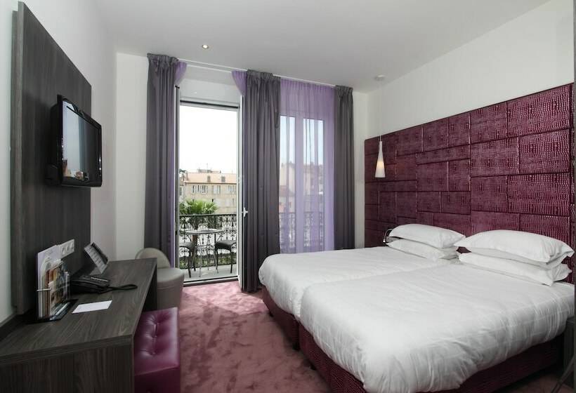 Номер Стандарт с Балконом, Golden Tulip Cannes Hotel De Paris