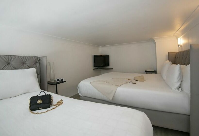 Номер Стандарт Трехместный, Golden Tulip Cannes Hotel De Paris