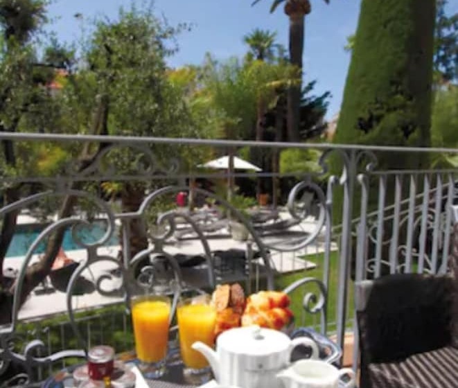 Люкс Дюплекс, Golden Tulip Cannes Hotel De Paris