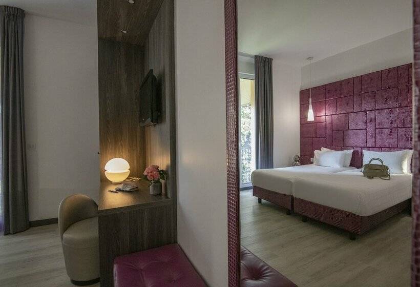 חדר סטנדרט לשלושה, Golden Tulip Cannes Hotel De Paris