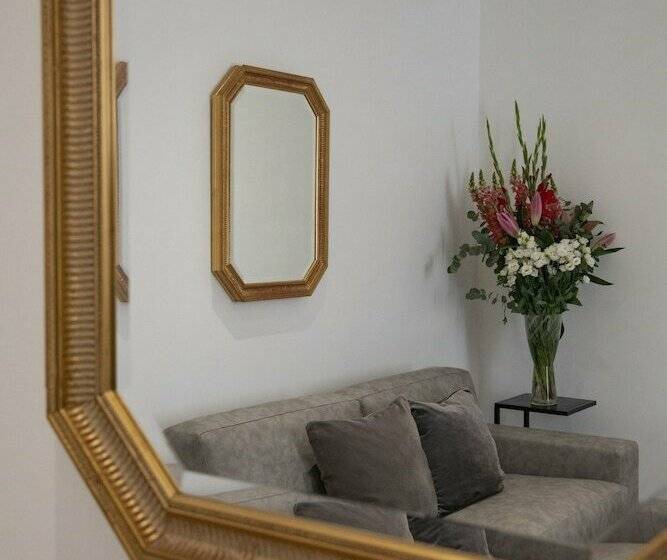 סוויטה, Golden Tulip Cannes Hotel De Paris
