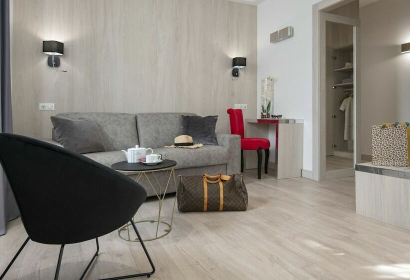סוויטה, Golden Tulip Cannes Hotel De Paris