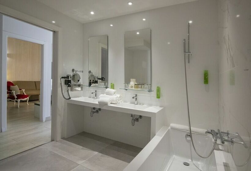 Люкс, Golden Tulip Cannes Hotel De Paris