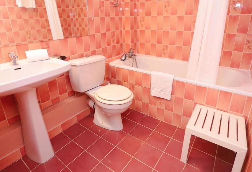 חדר סטנדרט, Hôtel Le Cheval Blanc