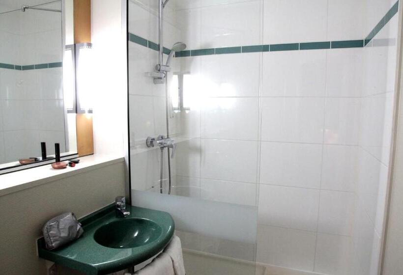 Номер Стандарт, Ibis Brest Kergaradec