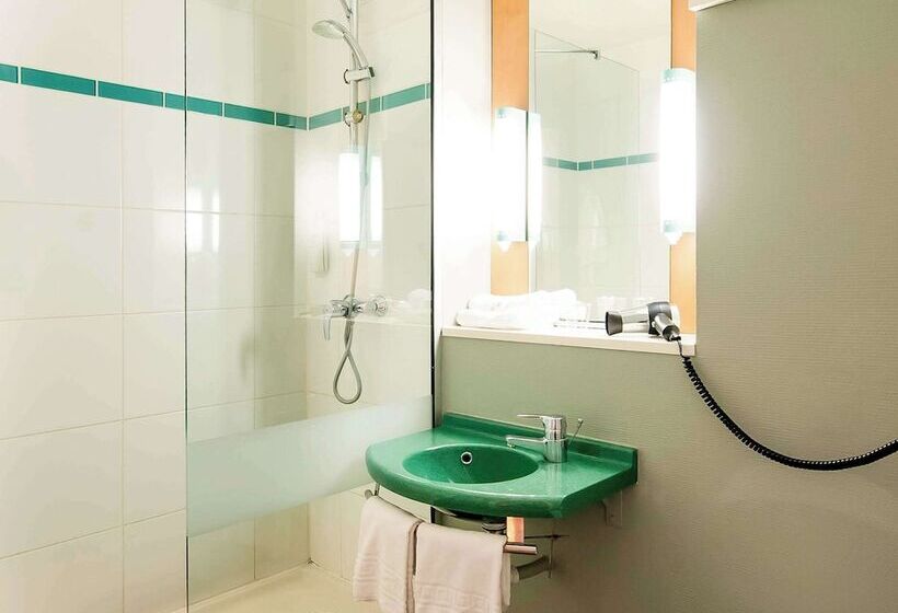 Номер Стандарт, Ibis Brest Kergaradec