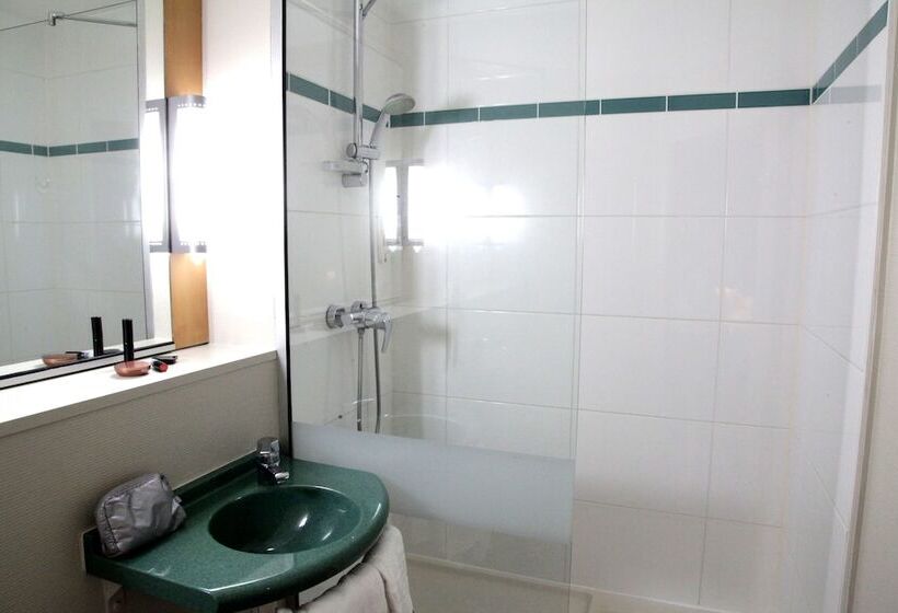 스탠다드 룸, Ibis Brest Kergaradec