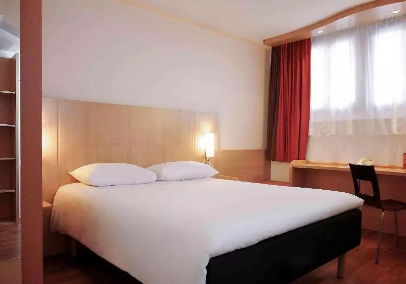 ダブルベッドスタンダードルーム, Ibis Lyon Centre Perrache