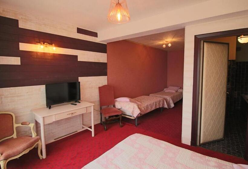 غرفة قياسية رباعية, Le France