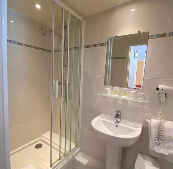 اتاق استاندارد چهار تخته, Les Cascades   Hôtel De Charme