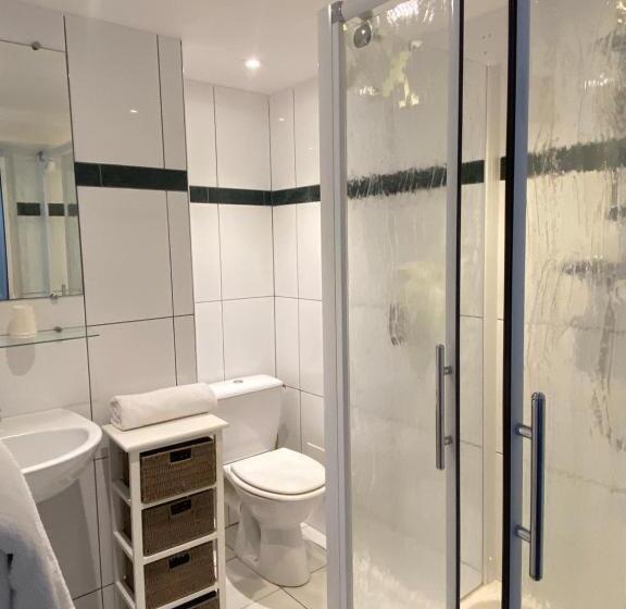 Четырехместный Номер Стандарт, Les Cascades   Hôtel De Charme