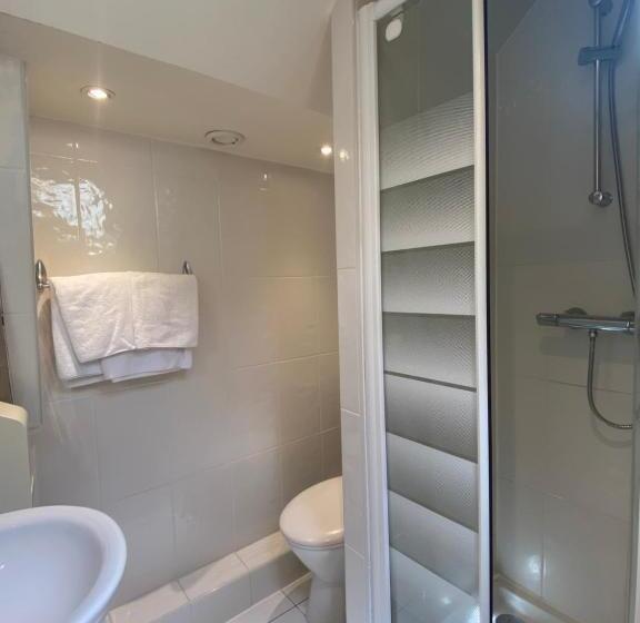 Номер Стандарт, Les Cascades   Hôtel De Charme