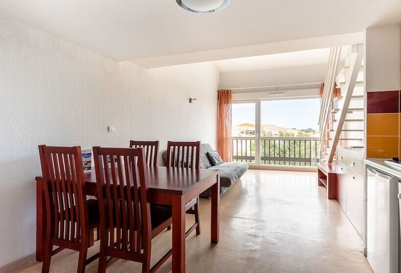 Апартаменты 1 Спальня Вид на Бассейн, Vacanceole  Residence Le Saint Clair