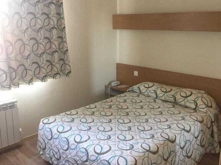 스탠다드 룸, Le Boischaut  Citotel Chateauroux