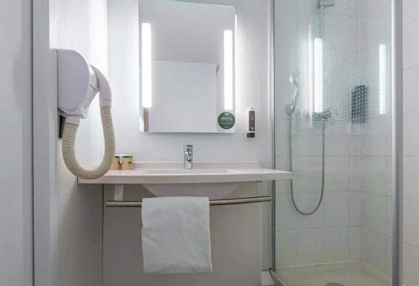 اتاق سوپریور سه تخته, B&B Hotel Chartres Centre Cathédrale 3 étoiles