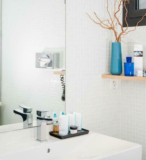 스탠다드 발코니 룸 바다 전망, Grand Hotel Du Golfe