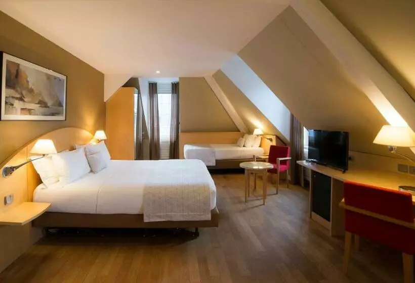 Perhehuone, Hannong Hotel & Wine Bar