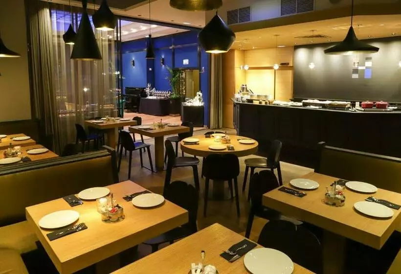 Standard Yhden Hengen Huone, Hannong Hotel & Wine Bar
