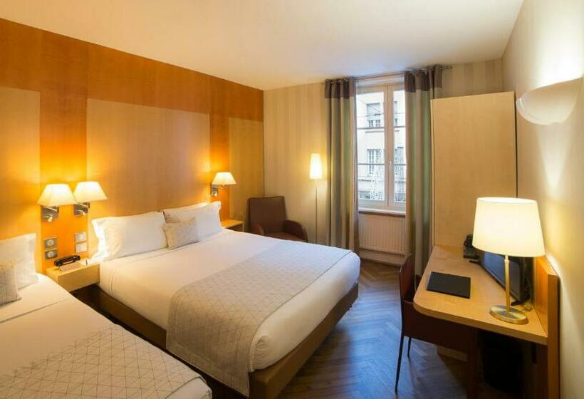 标准三人间, Hannong Hotel & Wine Bar