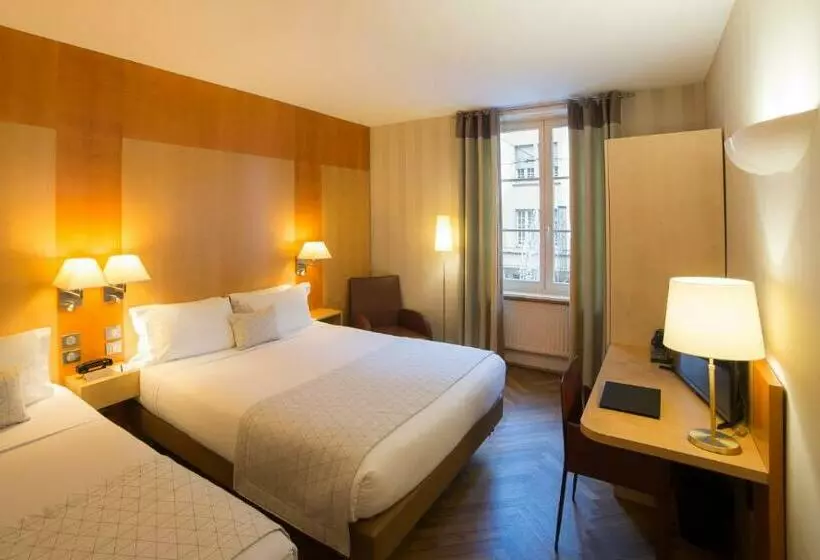 Standard Kolmen Hengen Huone, Hannong Hotel & Wine Bar