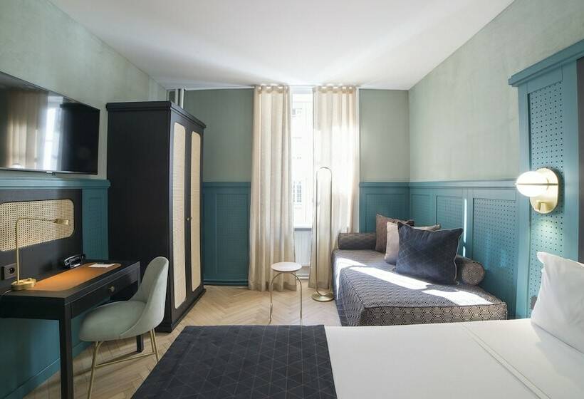 标准三人间, Hannong Hotel & Wine Bar