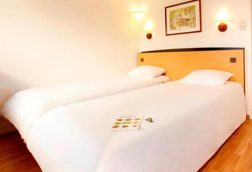 スタンダードトリプルルーム, Campanile Charleville Mezieres