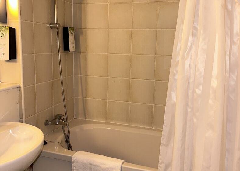 Standard Room, Campanile Charleville Mezieres