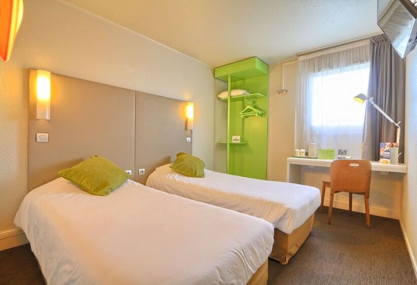 Номер Стандарт Двуспальная Кровать, Campanile Paris Ouest Nanterre La Defense