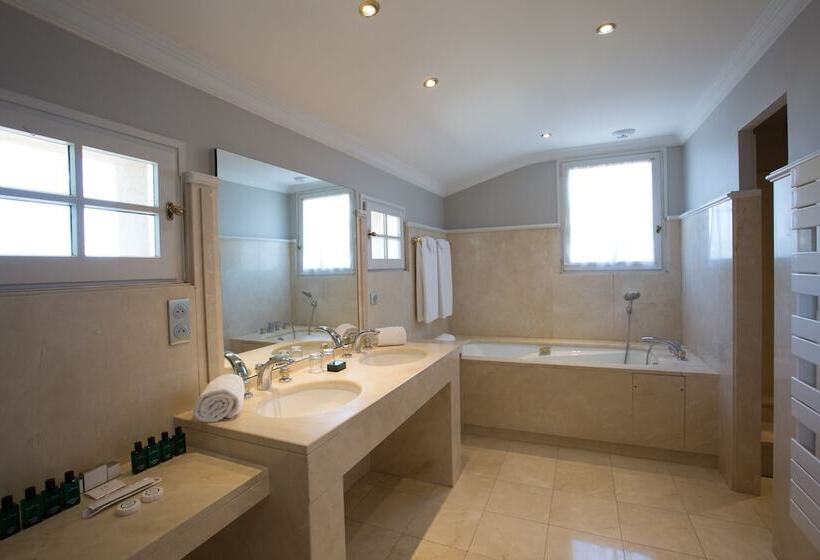 Suite with Terrace, D'europe