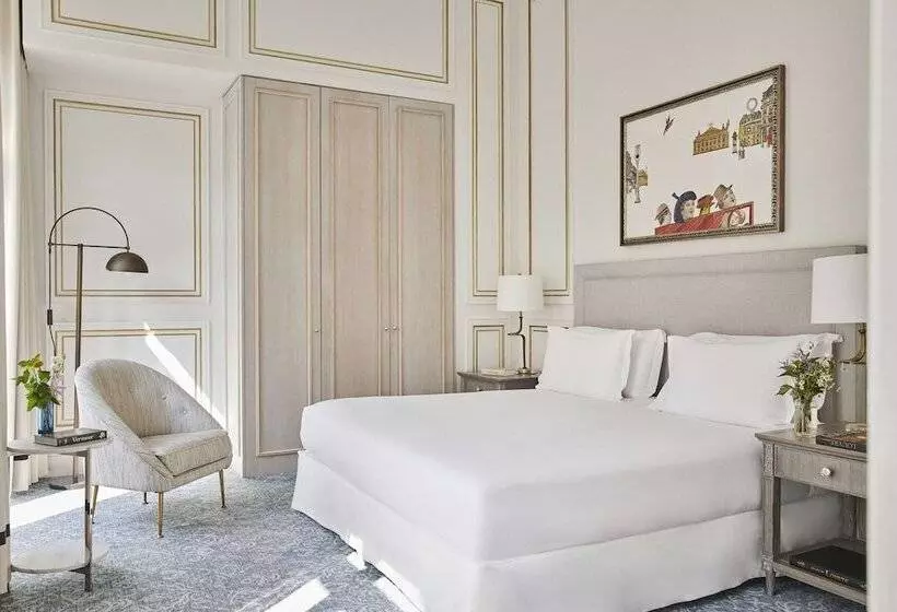 Suite, Du Louvre In The Unbound Collection By Hyatt