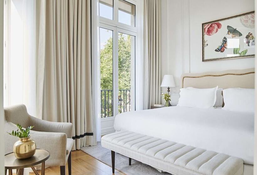 Suite, Du Louvre In The Unbound Collection By Hyatt