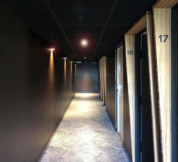 Comfort-huone, Golf