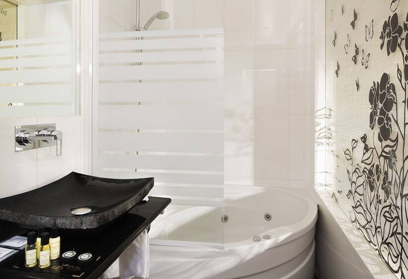Classic Single Room, Hôtel Kleber Champs Elysees Tour Eiffel Paris