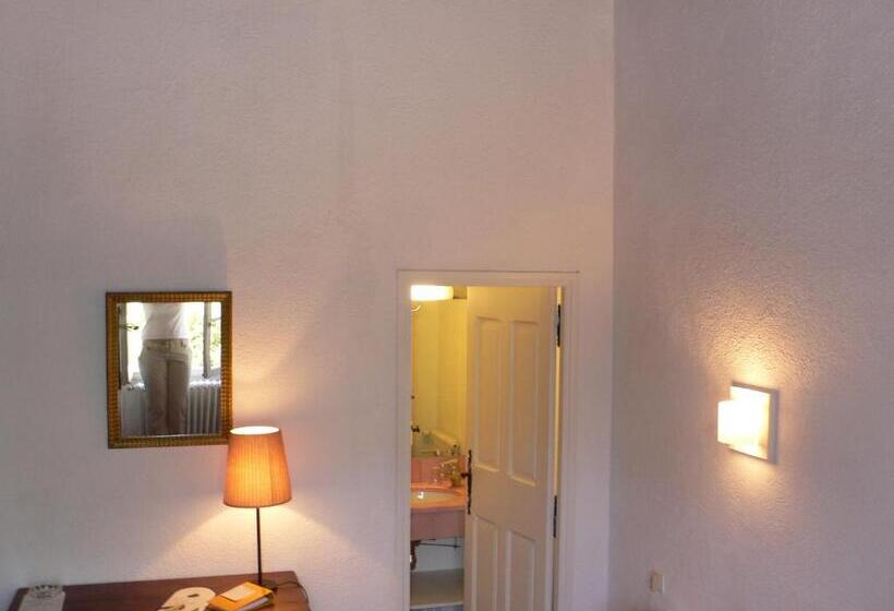 基本间, Hôtel La Figuière