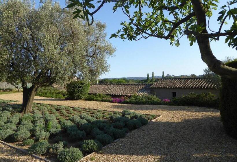 三人经典房间, Hôtel La Figuière