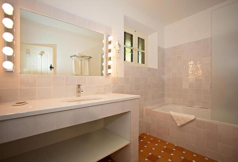 三人经典房间, Hôtel La Figuière