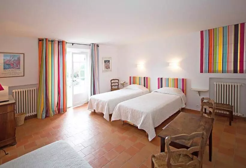 Classic Kolmen Hengen Huone, Hôtel La Figuière