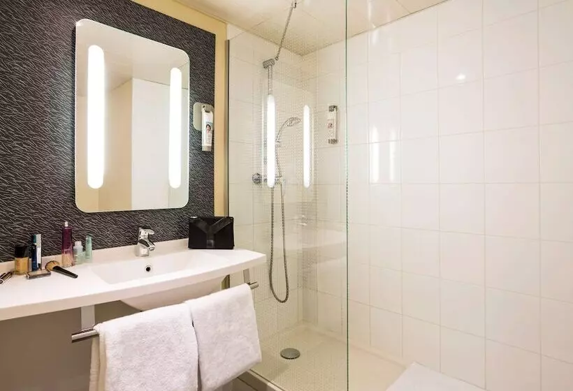 اتاق استاندارد با تخت دوبل, Ibis Bordeaux Lac