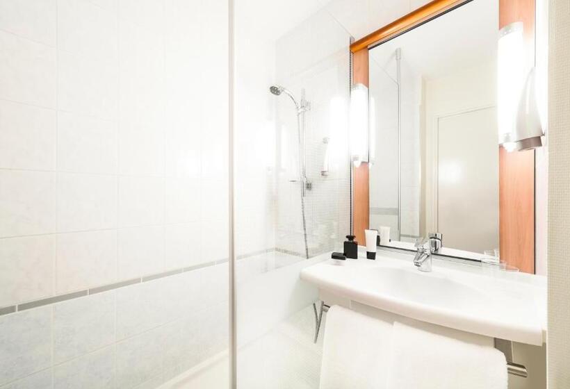 Номер Стандарт, Ibis Châtellerault