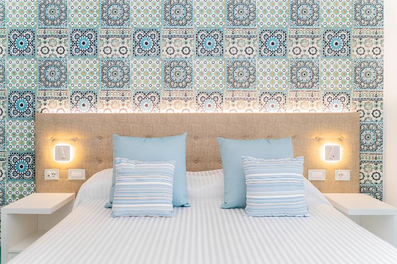 Номер Стандарт, Ibis Laon