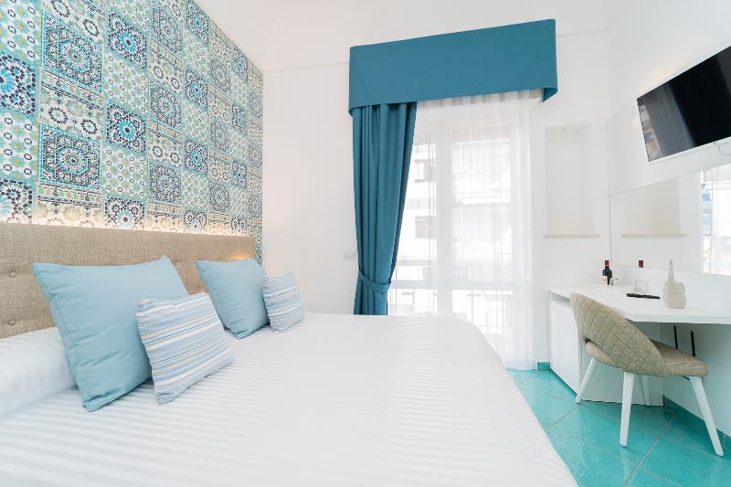 Номер Стандарт, Ibis Laon