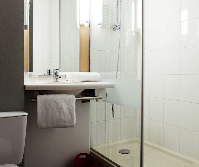 스탠다드 룸, Ibis Lyon Nord