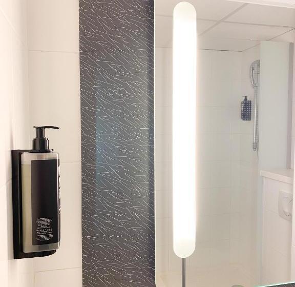 اتاق استاندارد, Ibis Nîmes Ouest   A9