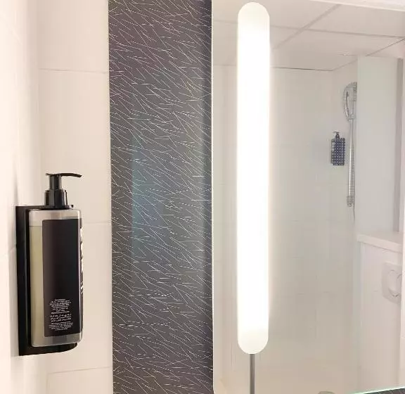اتاق استاندارد, Ibis Nîmes Ouest A9