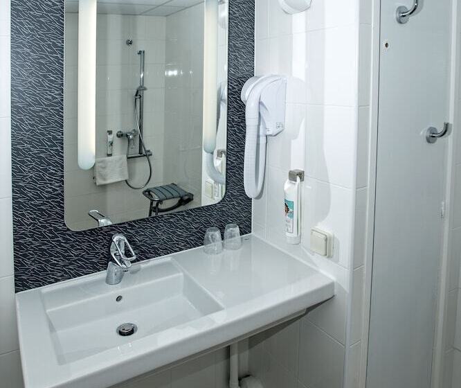 اتاق استاندارد, Ibis Nîmes Ouest   A9