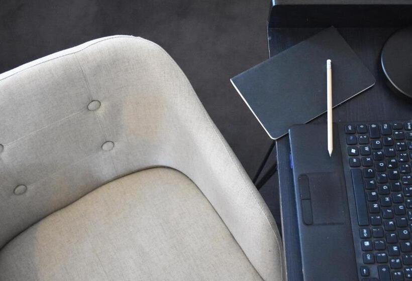 古典房间, Hôtel Le Boeuf Couronné Chartres   Logis Hotels