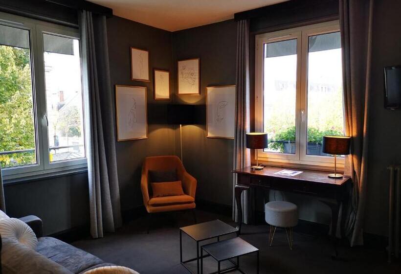 Номер Superior, Hôtel Le Boeuf Couronné Chartres   Logis Hotels